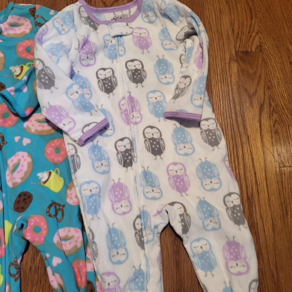 2 Child Of Mine Fleece‎ Full Zip Footed Pajamas 18 Months & Joggers 2T Gray